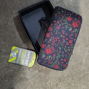 Travelon Black and Red Floral Wallet